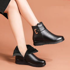 Women's Metal Buckle Leather Waterproof Boots